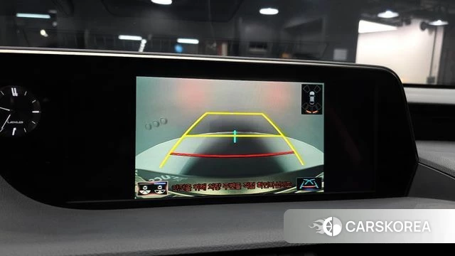 Lexus ES300h 7th generation 2020 Серебряный из Кореи, фото 5