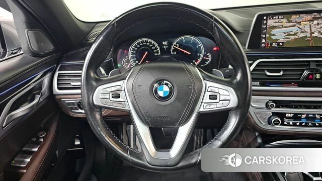 BMW 7 Series (G11) 2019 Серебристо-серый из Кореи, фото 5