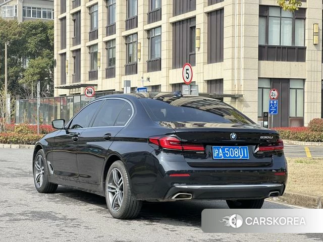 BMW 5 series 2021 Черный из Китая, фото 5