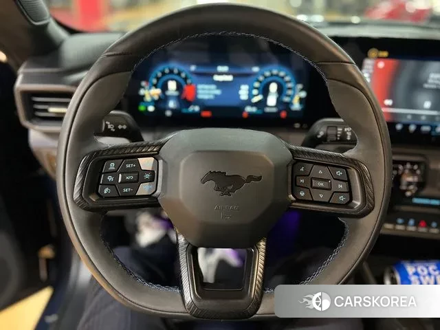 Ford Mustang 7th Generation 2024 Серый из Кореи, фото 5