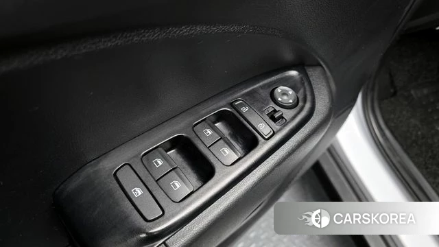 Hyundai Venue 2020 Белый из Кореи, фото 5