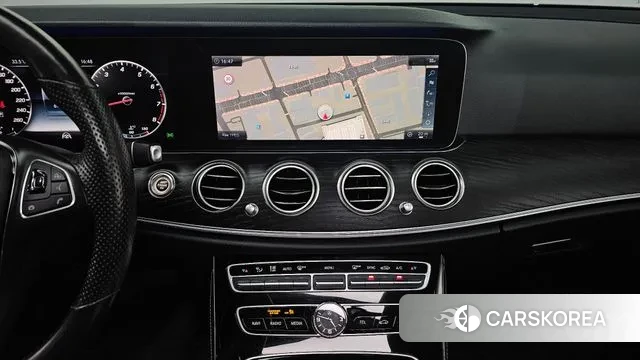 Mercedes-Benz E-Class W213 2018 Серый из Кореи, фото 5