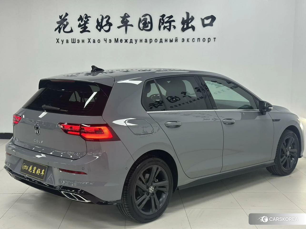 Volkswagen Golf 2023 Темно-серый из Китая, фото 5