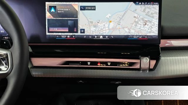 BMW 5 Series (G60) 2025 Серебристо-серый из Кореи, фото 5