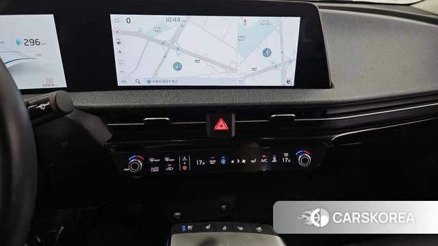 Kia EV6 2023 Жемчужный цвет из Кореи, фото 5