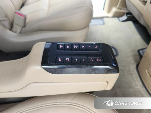 Kia The New Carnival 2019 Белый из Кореи, фото 5