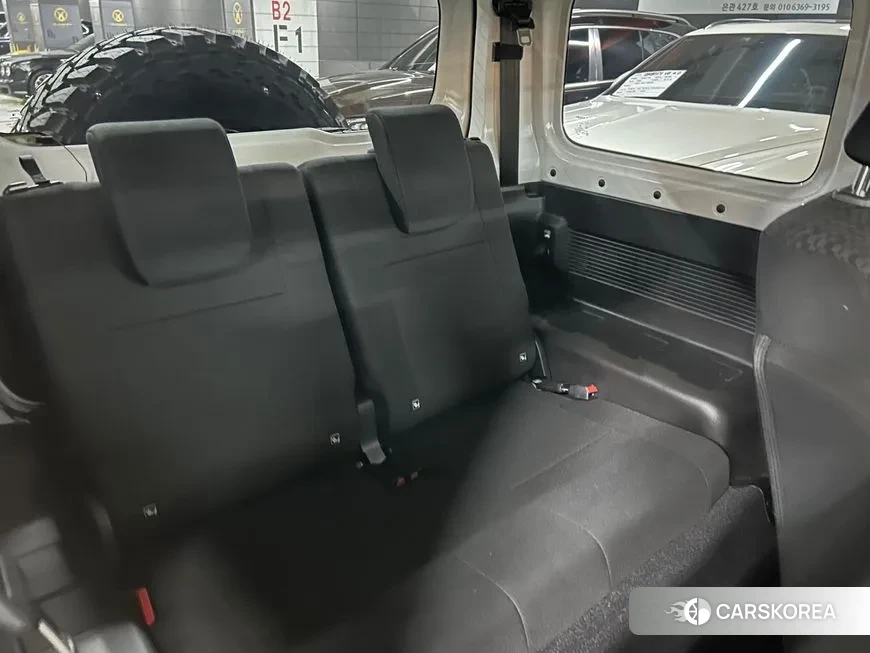 Suzuki Jimny 2023 Белый из Кореи, фото 5