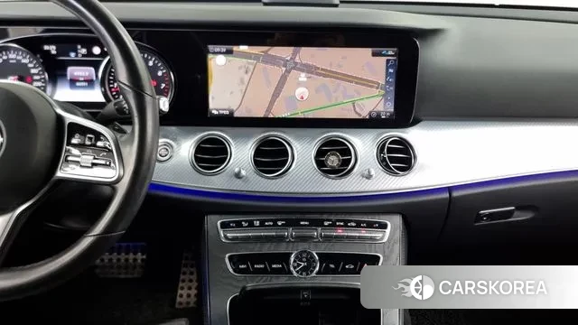 Mercedes-Benz E-Class W213 2020 Серый из Кореи, фото 5