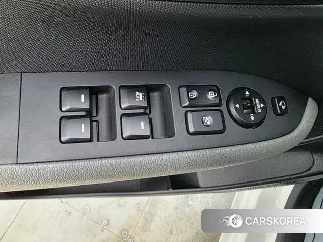 Kia The New Kia Ray 2023 Белый из Кореи, фото 5