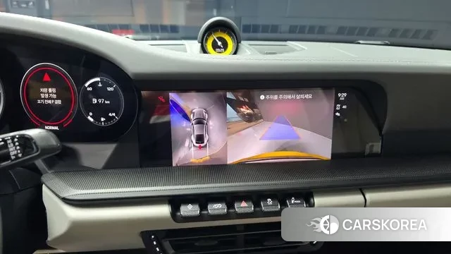 Porsche 911(992) 2023 Желтый из Кореи, фото 5