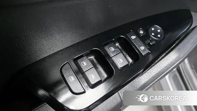 Kia Sportage 5th Generation 2023 Серебряный из Кореи, фото 5