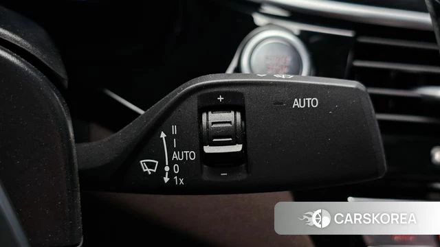 BMW 5 Series (G30) 2022 Черный из Кореи, фото 5
