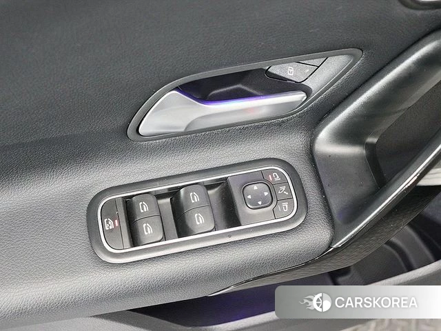 Mercedes-Benz A-Class W177 2020 Жемчужный цвет из Кореи, фото 5