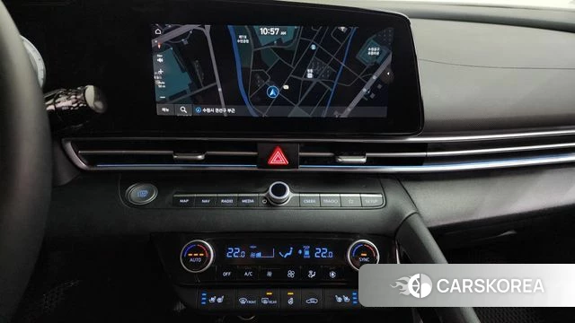 Hyundai Avante Hybrid (CN7) 2021 Белый из Кореи, фото 5