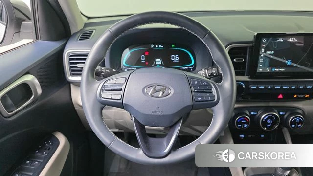 Hyundai Venue 2023 Белый из Кореи, фото 5