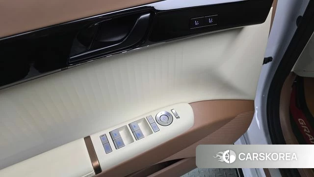 Hyundai Grandeur Hybrid (GN7) 2024 Белый из Кореи, фото 5