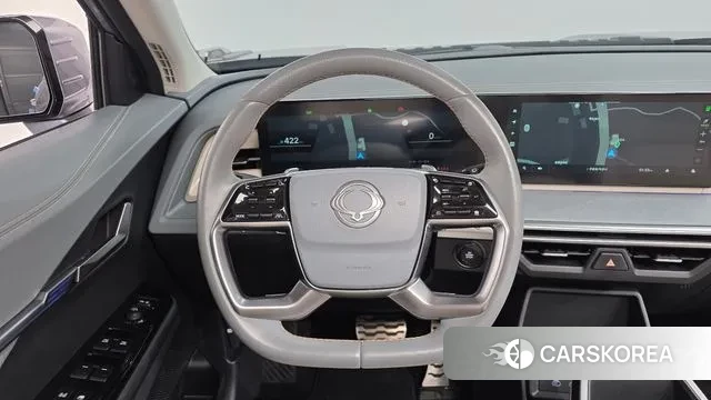 Ssangyong Torres EVX 2023 Светло-серебряный цвет из Кореи, фото 5