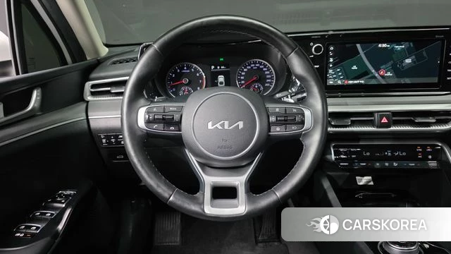 Kia K5 3rd generation 2022 Белый из Кореи, фото 5