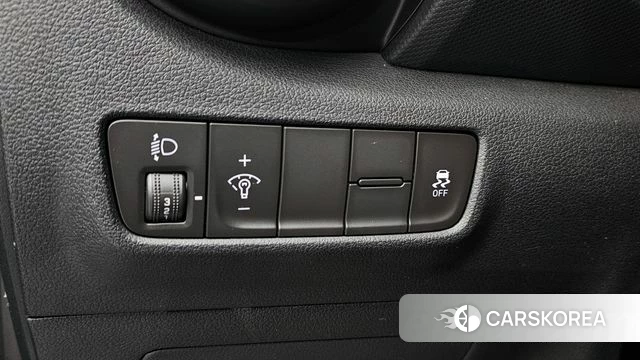 Hyundai Kona 2018 Серебряный из Кореи, фото 5