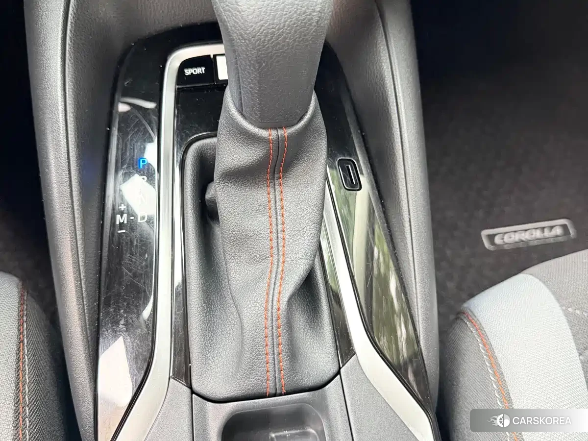 Toyota Corolla 2023 Белый из Китая, фото 5
