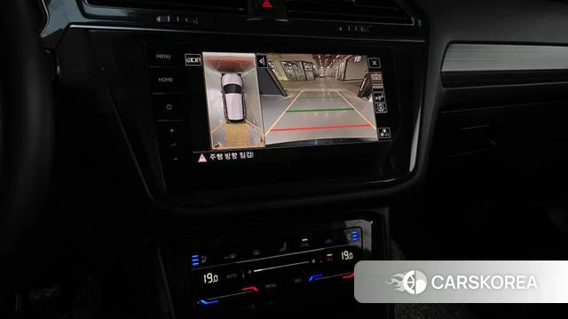 Volkswagen Tiguan Allspace 2023 Черный из Кореи, фото 5