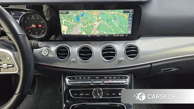 Mercedes-Benz E-Class W213 2019 Белый из Кореи, фото 5