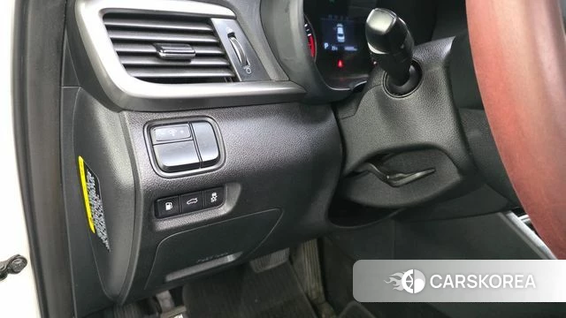 Kia The New K5 2nd generation 2018 Белый из Кореи, фото 5