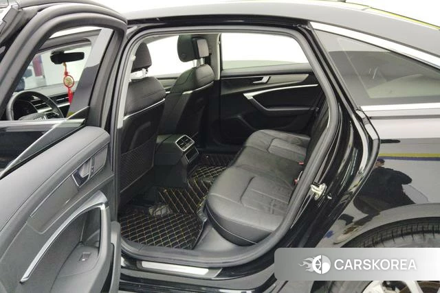 Audi A6L 2021 Черный из Китая, фото 5