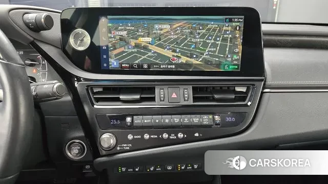 Lexus ES300h 7th generation 2023 Серый из Кореи, фото 5