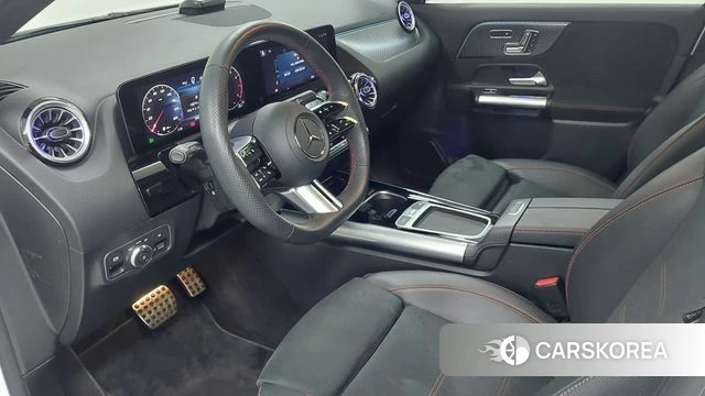 Mercedes-Benz GLA - Class H247 2023 Белый из Кореи, фото 5