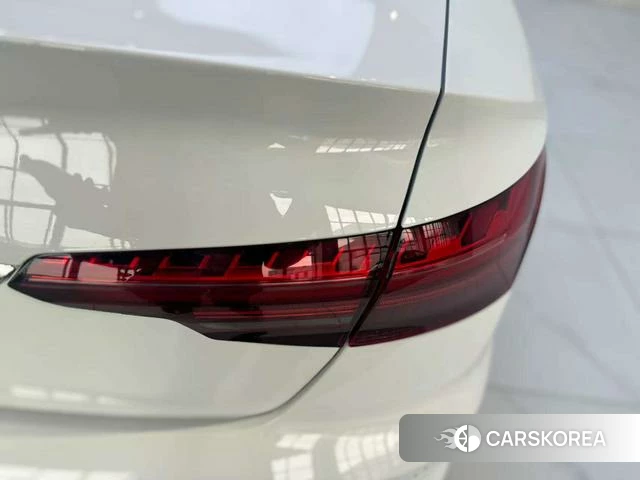 Audi A4L 2024 Белый из Китая, фото 5