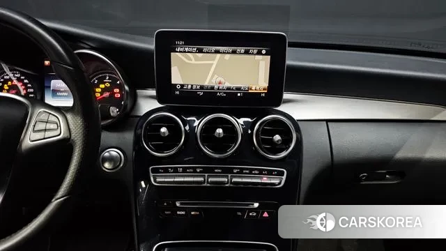 Mercedes-Benz C-Class W205 2018 Черный из Кореи, фото 5