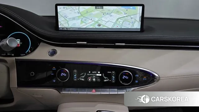 Genesis GV70 2023 Белый из Кореи, фото 5