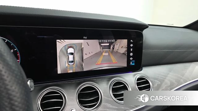 Mercedes-Benz E-Class W213 2023 Серый из Кореи, фото 5