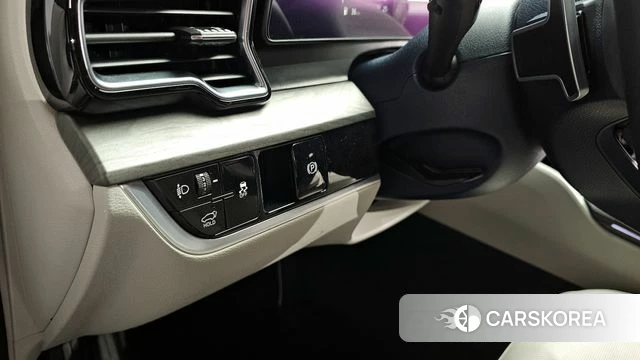 Kia Sportage 5th Generation 2023 Белый из Кореи, фото 5