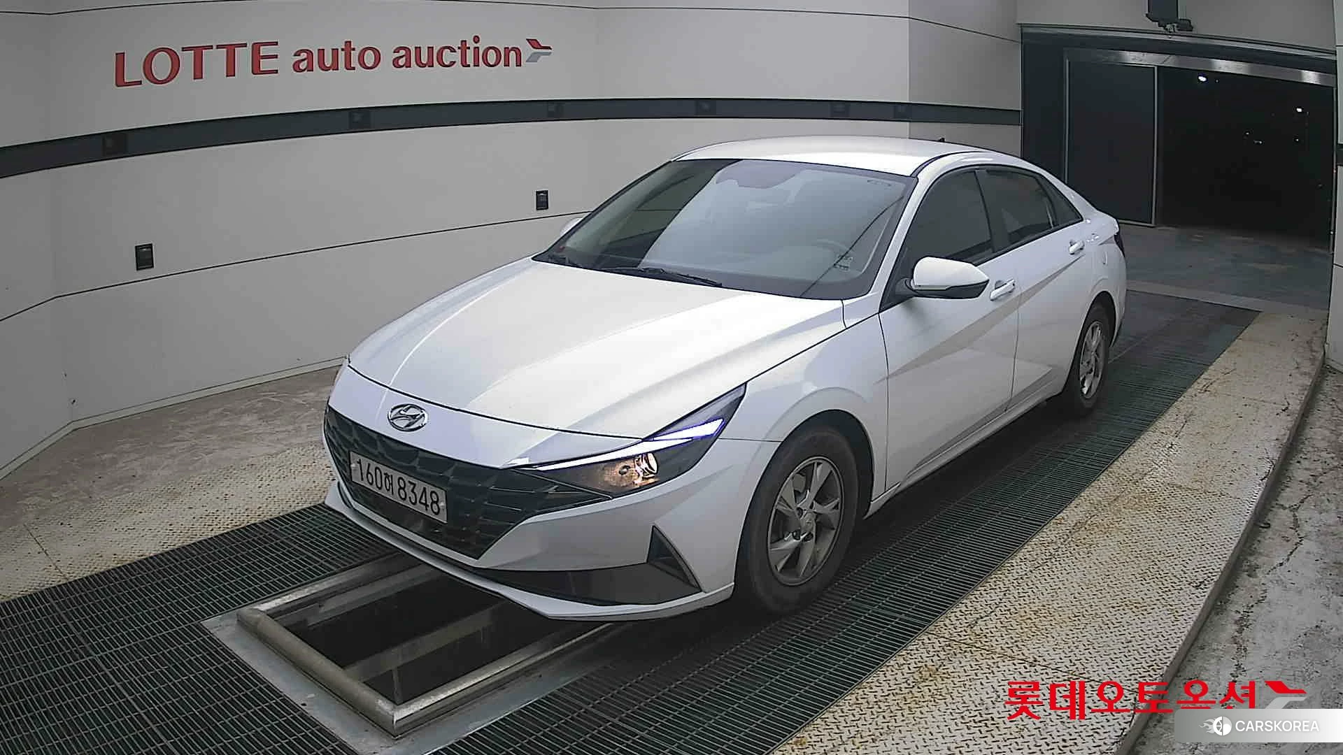 Hyundai Avante 2021 Polar White из Кореи, фото 5