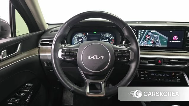 Kia K5 3rd generation 2022 Серый из Кореи, фото 5