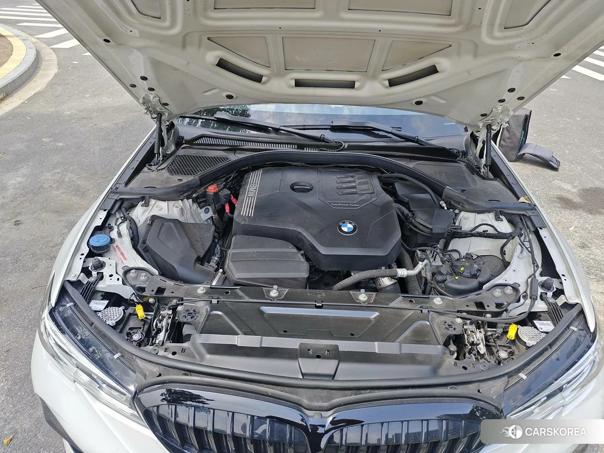 BMW 3 series 2021 Белый из Китая, фото 5