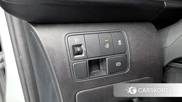 Hyundai Staria 2021 Серебряный из Кореи, фото 5