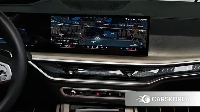 BMW X7 (G07) 2025 Черный из Кореи, фото 5