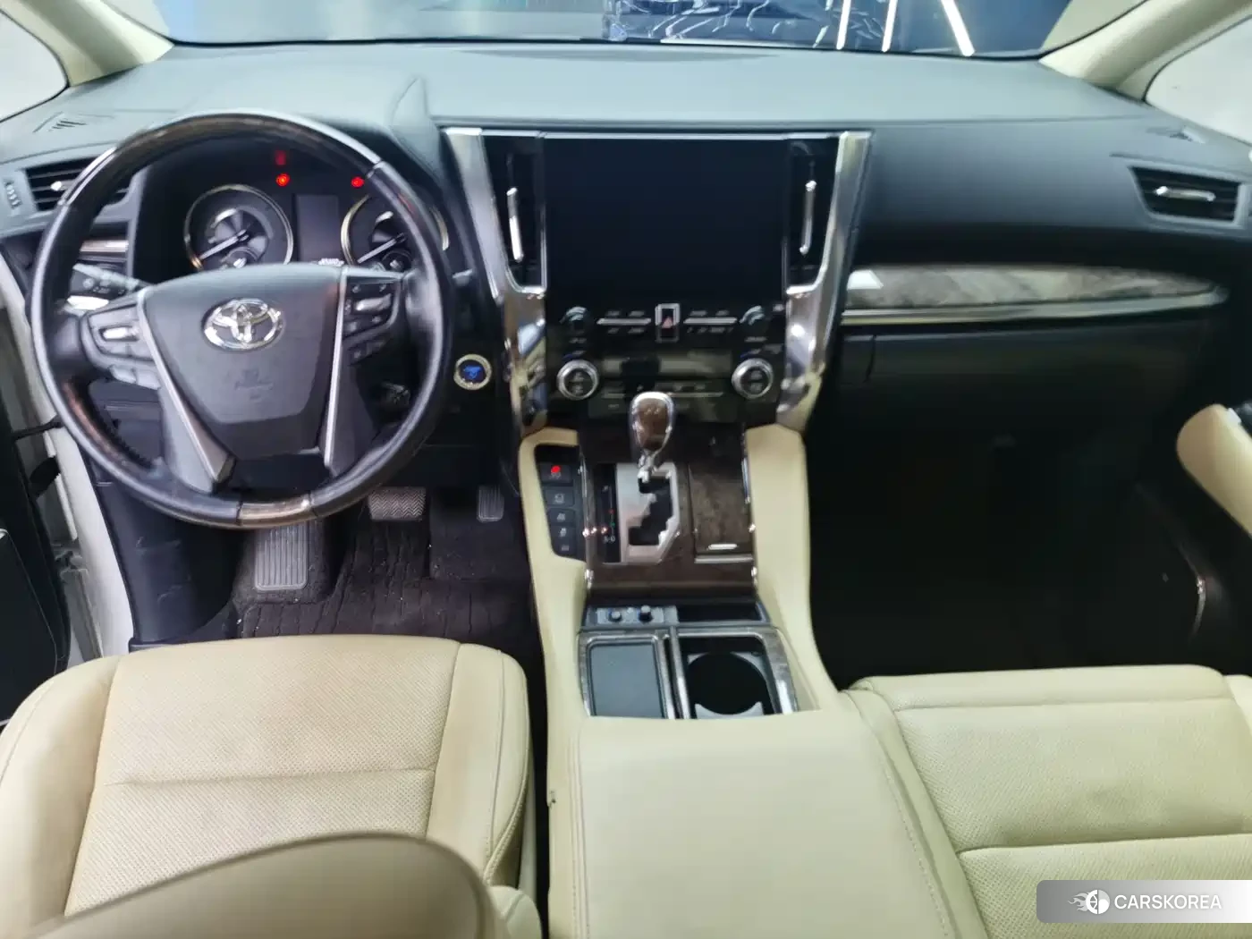 Toyota Alphard 2022 Белый из Китая, фото 5