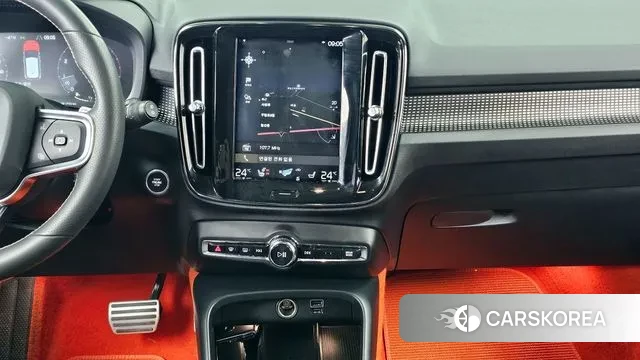 Volvo XC40 2020 Белый из Кореи, фото 5