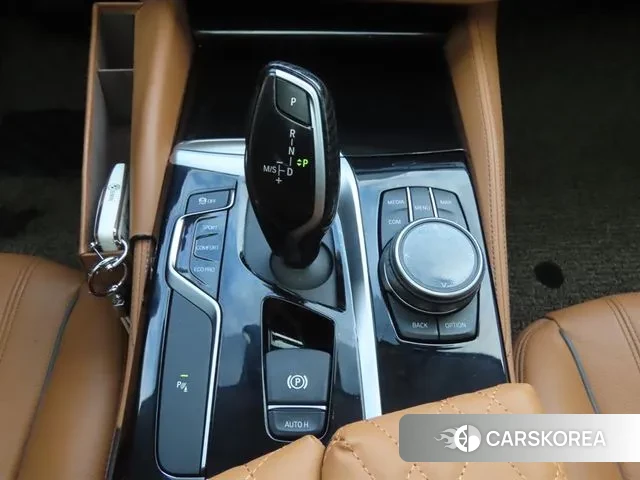 BMW 5 Series (G30) 2019 Черный из Кореи, фото 5