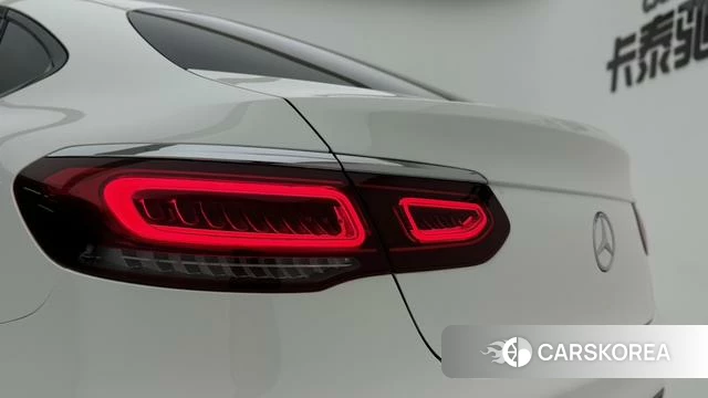 Mercedes-Benz GLC Coupe 2022 Белый из Китая, фото 5