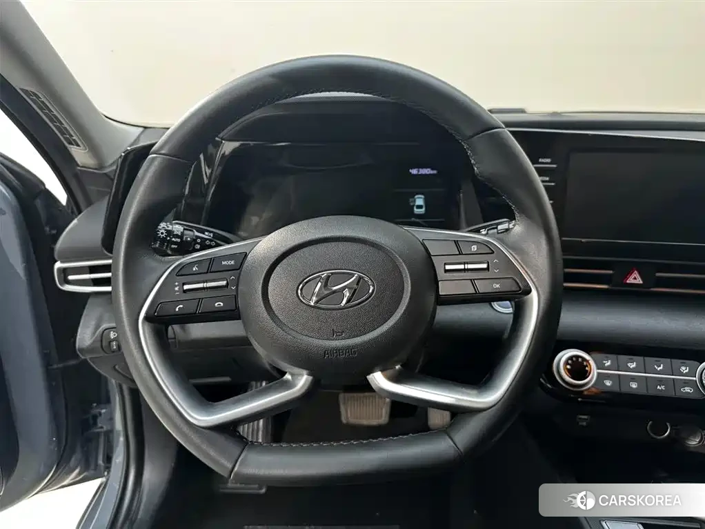 Hyundai Elantra 2023 Silver/gray из Китая, фото 5