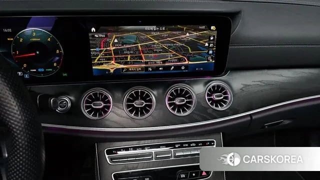 Mercedes-Benz E-Class W213 2022 Белый из Кореи, фото 5