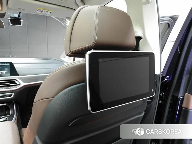 BMW X7 (G07) 2021 Черный из Кореи, фото 5