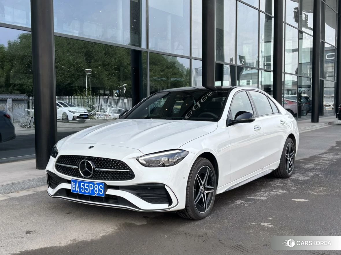 Mercedes-Benz Class C 2025 Белый из Китая, фото 5