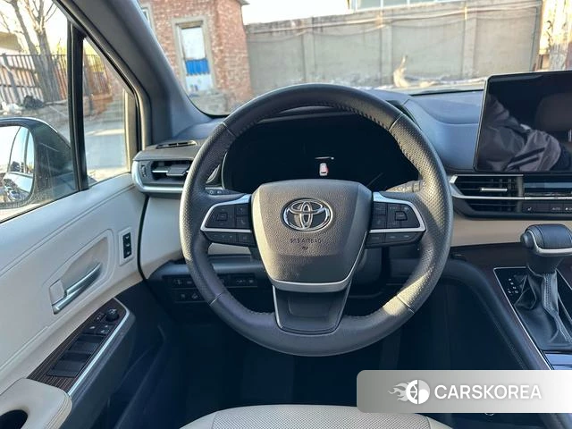 Toyota Grevia 2023 Синий из Китая, фото 5