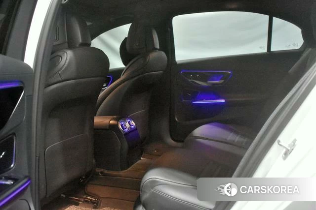 Mercedes-Benz Class C 2024 Белый из Китая, фото 5